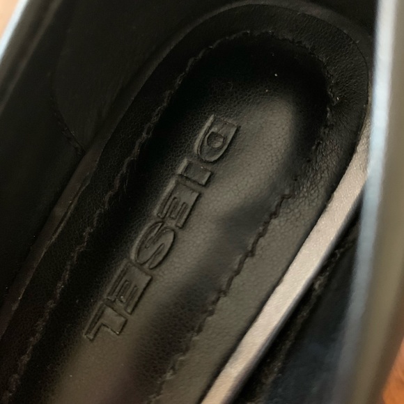 Black high heels - Picture 4 of 4